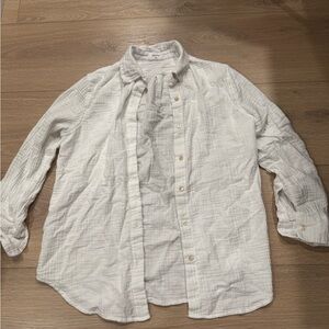 White sail shirt